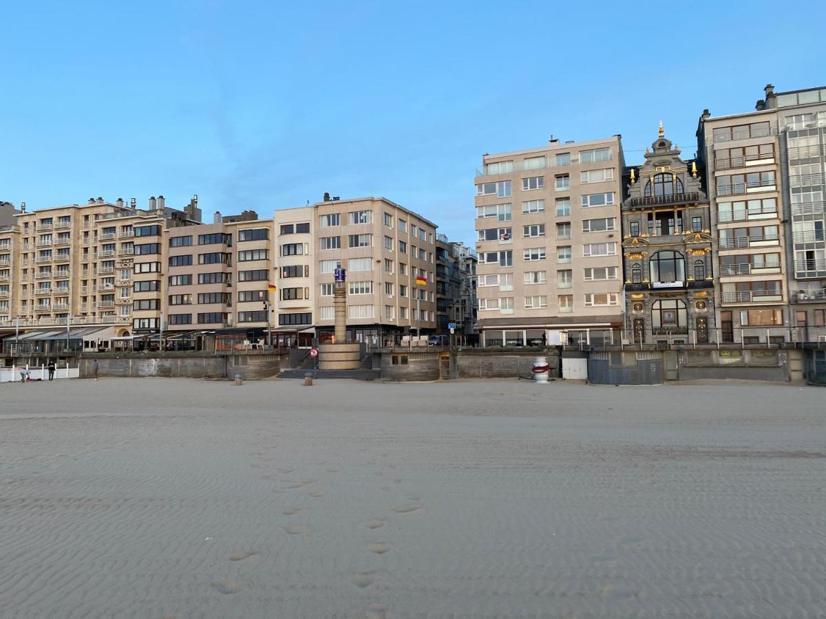Studio Direct Aan Het Hoofdstrand Van Oostende - Naast Casino Exterior foto