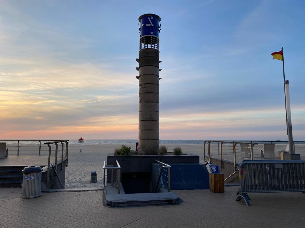 Studio Direct Aan Het Hoofdstrand Van Oostende - Naast Casino Exterior foto