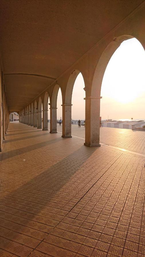 Studio Direct Aan Het Hoofdstrand Van Oostende - Naast Casino Exterior foto